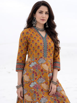 Aina Milan Set Of  Kurta Salwar Pants & Dupatta