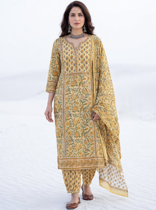 Aina Aparna Set Of  Kurta Salwar Pants & Dupatta