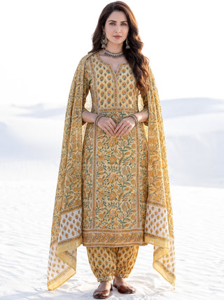 Aina Aparna Set Of  Kurta Salwar Pants & Dupatta