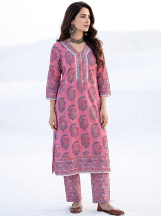 Aina Gatha Kurta