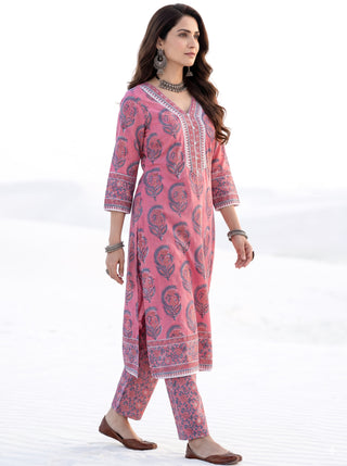 Aina Gatha Kurta