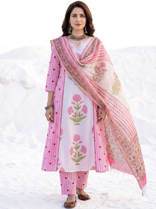Aina Agrami Set Of Kali Kurta Pants Dupatta