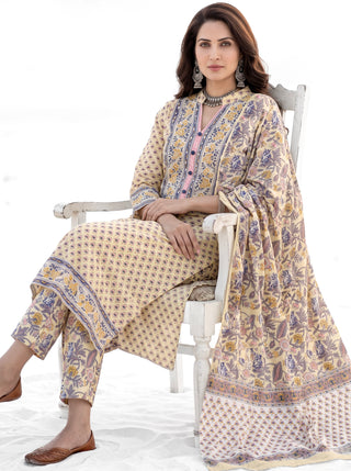 Aina Swarna Set Of  Kurta Salwar Pants & Dupatta