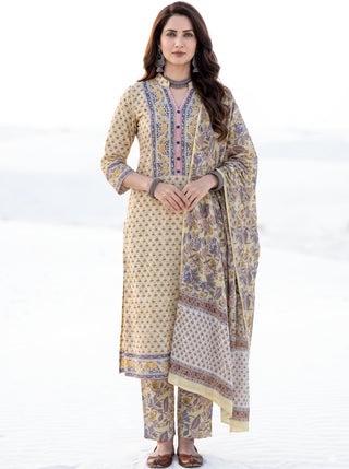 Aina Swarna Set Of  Kurta Salwar Pants & Dupatta