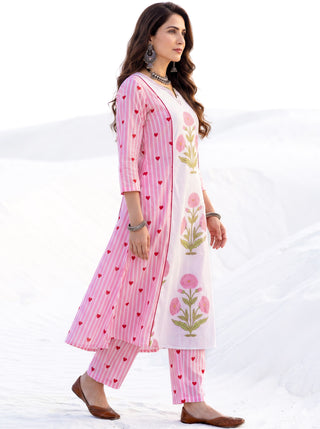 Aina Agrami Kali Kurta