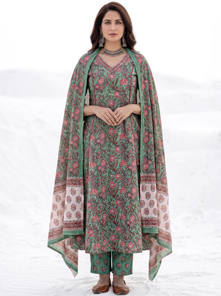 Aina Bagaan Set Of Kali Kurta Pants Dupatta