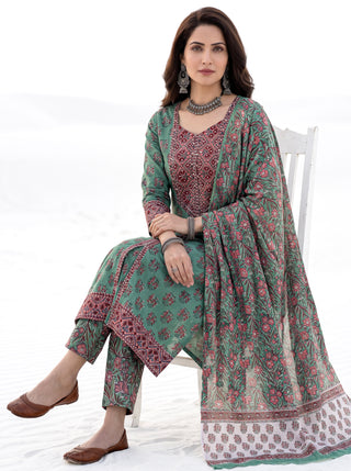 Aina Gahana Set Of  Kurta  Pants & Dupatta