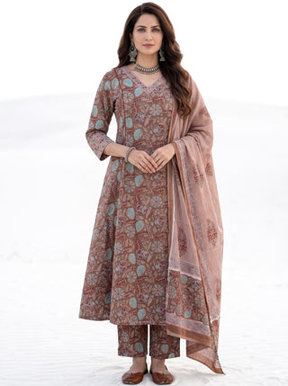 Aina Jiva Set Of Kali Kurta Pants & Dupatta