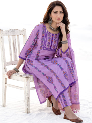 Aina Fana Set Of  Kurta  Pants & Dupatta