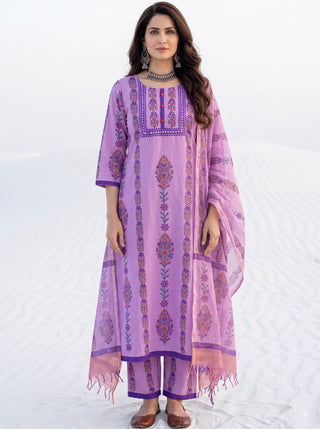 Aina Fana Set Of  Kurta  Pants & Dupatta