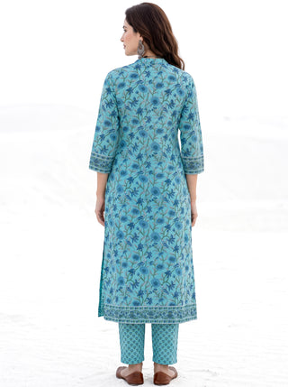 Aina Avinya Set Of Kurta Pants & Dupatta