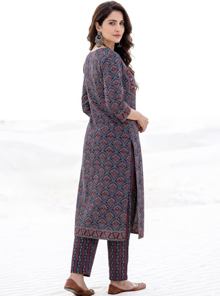 Ajrakh Savida Set of Kurta Salwar Pants & Dupatta
