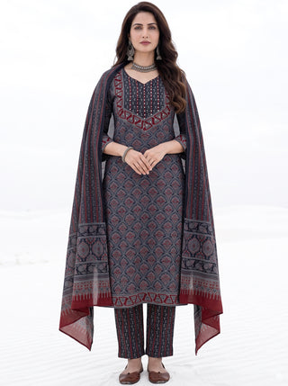 Ajrakh Savida Set of Kurta Salwar Pants & Dupatta
