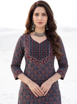 Ajrakh Savida Set of Kurta Salwar Pants & Dupatta