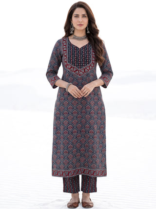 Ajrakh Savida Set of Kurta Salwar Pants & Dupatta