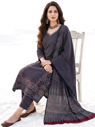 Ajrakh Darpana Set of Kurta Salwar Pants & Dupatta