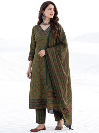 Ajrakh Rajauri Set of Kurta Salwar Pants & Dupatta