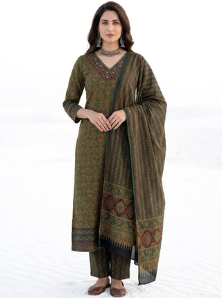 Ajrakh Rajauri Set of Kurta Salwar Pants & Dupatta