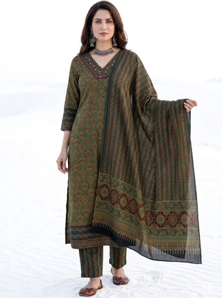 Ajrakh Rajauri Set of Kurta Salwar Pants & Dupatta