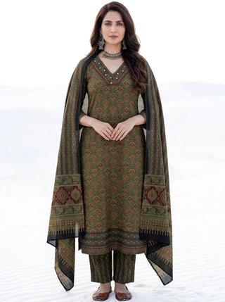 Ajrakh Rajauri Set of Kurta Salwar Pants & Dupatta