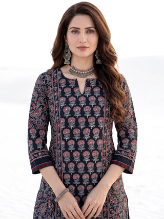 Ajrakh Kayaas Set of Kurta Salwar Pants & Dupatta