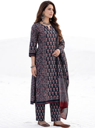 Ajrakh Kayaas Set of Kurta Salwar Pants & Dupatta