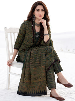 Ajrakh Vismay Set of Kurta Salwar Pants & Dupatta