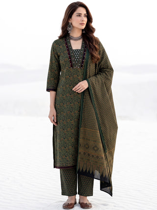 Ajrakh Vismay Set of Kurta Salwar Pants & Dupatta
