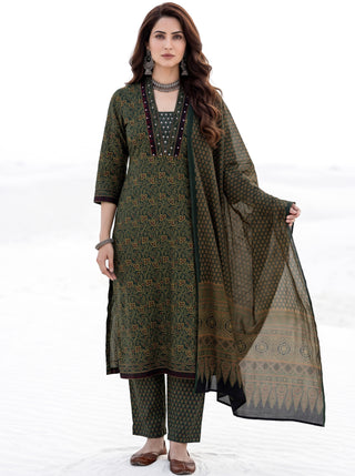 Ajrakh Vismay Set of Kurta Salwar Pants & Dupatta