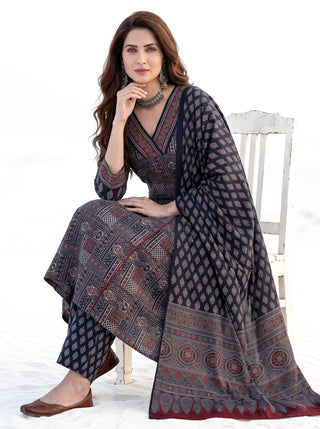 Ajrakh Rinera Set of Kali Kurta,Pants & Dupatta