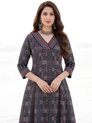 Ajrakh Rinera Kali Kurta