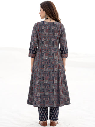 Ajrakh Rinera Set of Kali Kurta,Pants & Dupatta
