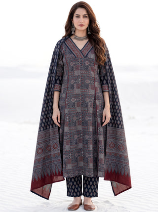Ajrakh Rinera Set of Kali Kurta,Pants & Dupatta