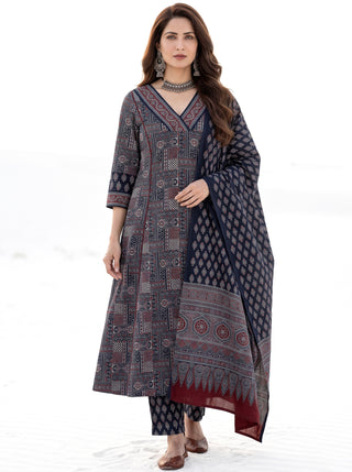 Ajrakh Rinera Set of Kali Kurta,Pants & Dupatta
