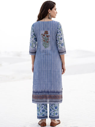 Aina Darmaya Set Of Kota Doria Kurta Pants Dupatta