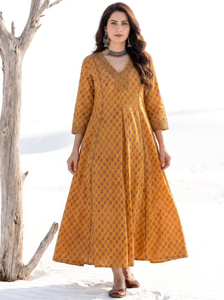 Fiza Mazra Flared Dress