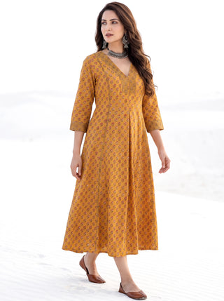 Fiza Mazra Flared Dress