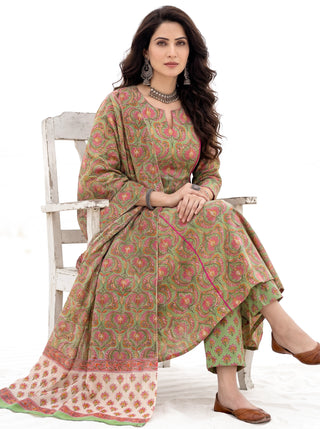 Aina Meeran Set Of Kali Kurta Pants & Dupatta