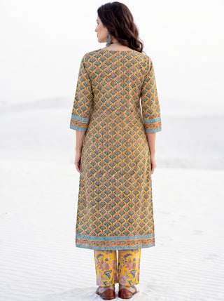 Aina Velara  Set Of Cotton Kurta Pants Dupatta