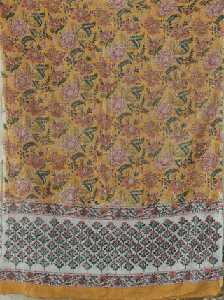 Aina Velara  Set Of Cotton Kurta Pants Dupatta