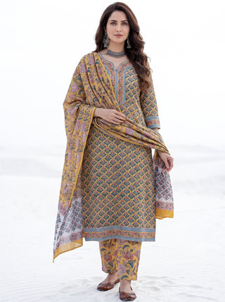 Aina Velara  Set Of Cotton Kurta Pants Dupatta