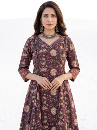 Aina Medhara Set Of Kali Kurta Pants & Dupatta