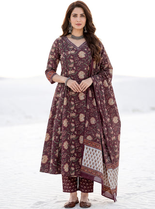 Aina Medhara Set Of Kali Kurta Pants & Dupatta