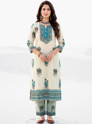 Aina Juraha Set Of Kurta Pants & Dupatta