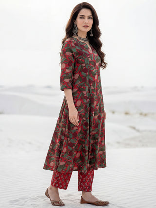 Aina Zoya Set Of Kali Kurta Pants Dupatta