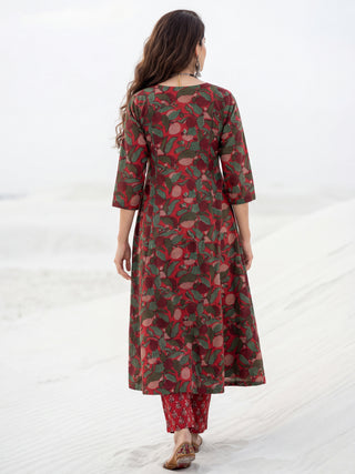 Aina Zoya Set Of Kali Kurta Pants Dupatta