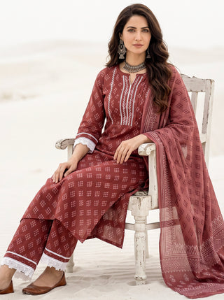 Aina Gairik Set Of Kurta Salwar Pants & Dupatta