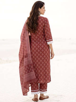 Aina Gairik Set Of Kurta Salwar Pants & Dupatta