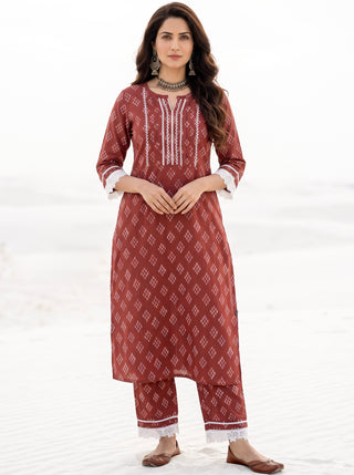 Aina Gairik Set Of Kurta Salwar Pants & Dupatta