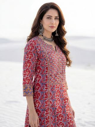 Aina Nia Set Of Kurta Pants Dupatta